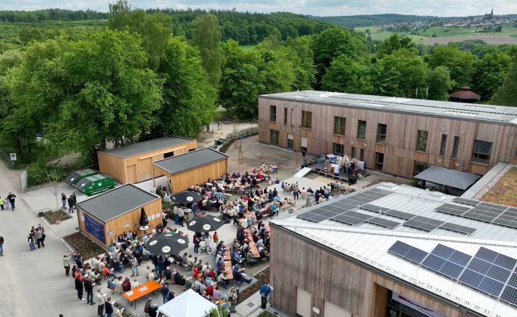 Eroeffnung-Gaestehaus_Video_Still